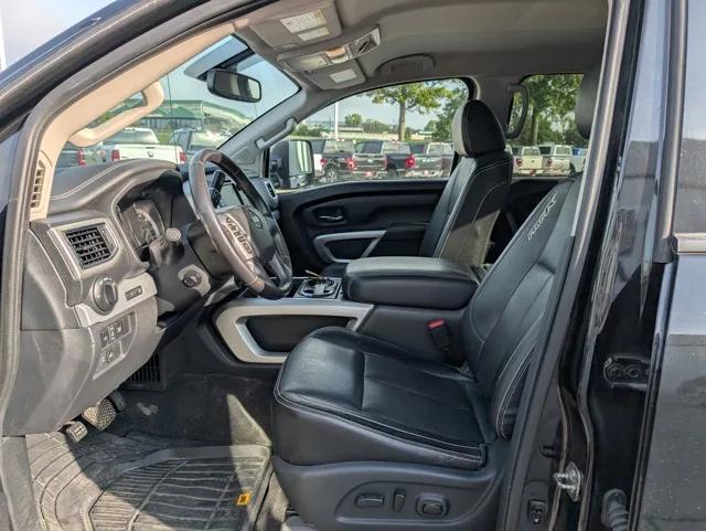 2019 Nissan TITAN PRO-4X
