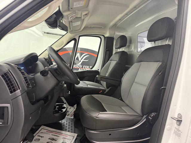 2025 Ram ProMaster Cargo Van Tradesman High Roof 136 WB w/Pass Seat