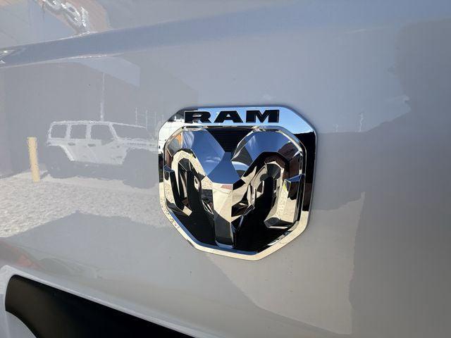 2025 Ram ProMaster 2500 Cargo Van Tradesman High Roof 136" WB w/Pass Seat