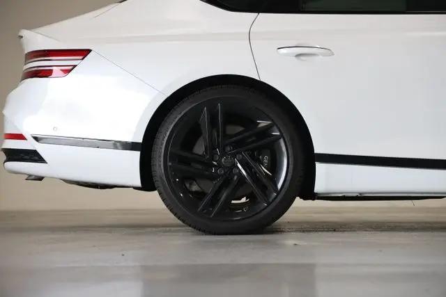 2026 Genesis G80 3.5T Prestige Black AWD
