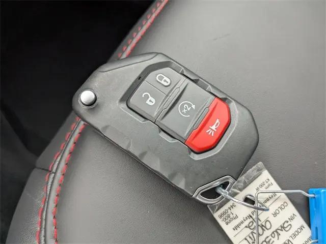 2025 Jeep Wrangler 2-Door Rubicon 4x4