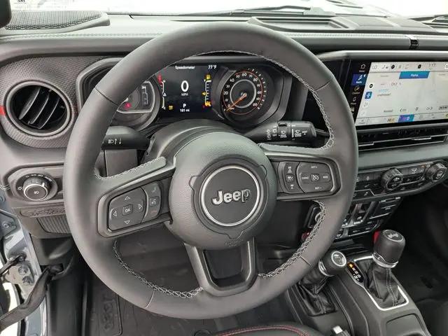 2025 Jeep Wrangler 2-Door Rubicon 4x4