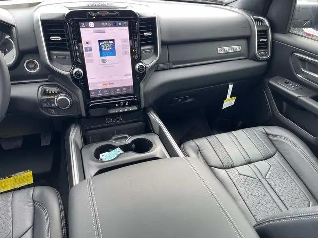 2025 Ram 1500 Big Horn Crew Cab 4x4 5'7" Box