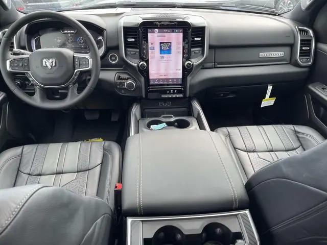 2025 Ram 1500 Big Horn Crew Cab 4x4 5'7" Box