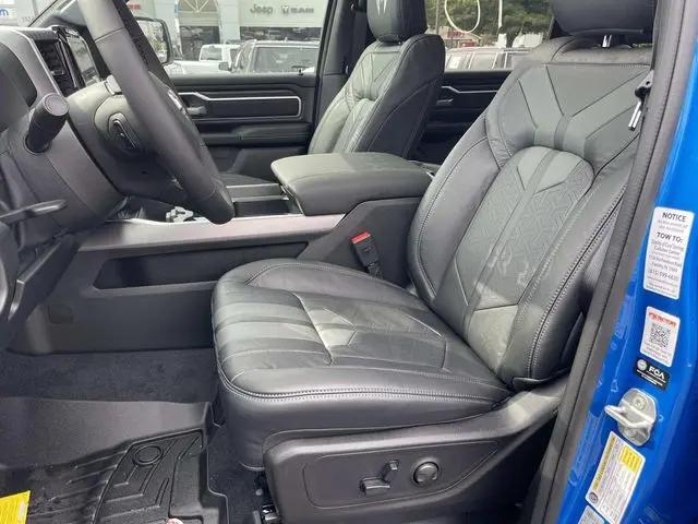 2025 Ram 1500 Big Horn Crew Cab 4x4 5'7" Box