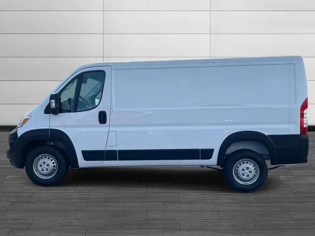 2026 Ram ProMaster Cargo Van Tradesman Low Roof 136 WB w/Pass Seat