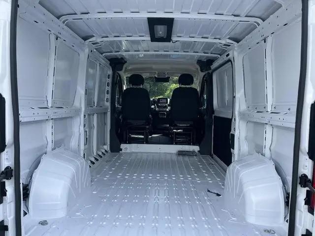 2026 Ram ProMaster Cargo Van Tradesman Low Roof 136 WB w/Pass Seat