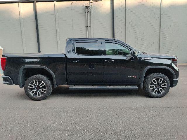 2022 GMC Sierra 1500 4WD Crew Cab Short Box AT4