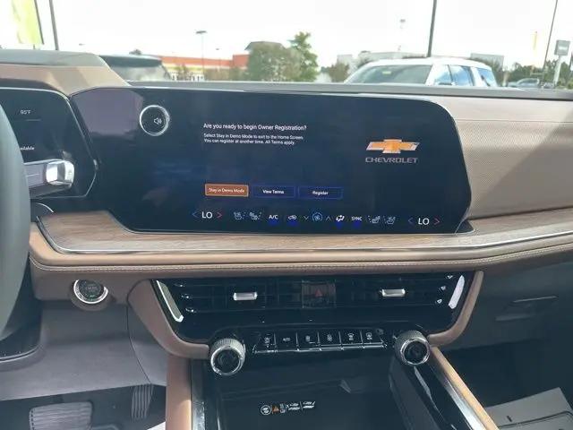 2026 Chevrolet Suburban High Country, 4WD