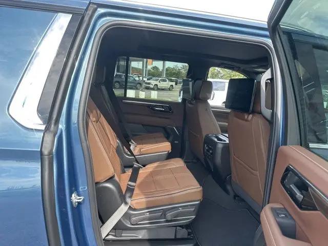 2026 Chevrolet Suburban High Country, 4WD