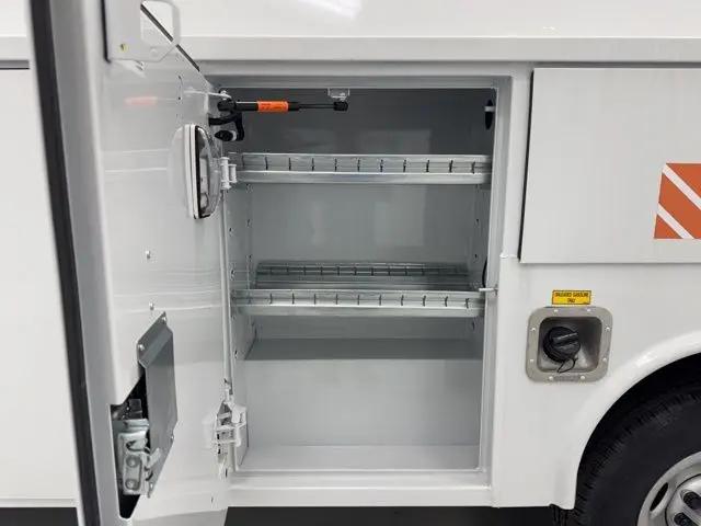 2025 Chevrolet Express Cutaway Work Van