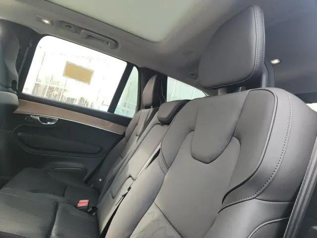 2026 Volvo XC90 Plus, B6 AWD Gas (mild hybrid), Gasoline, Bright, 7 Seats