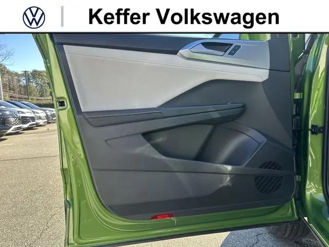 2026 Volkswagen Taos SE