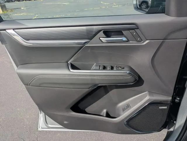 2026 GMC Acadia Elevation AWD