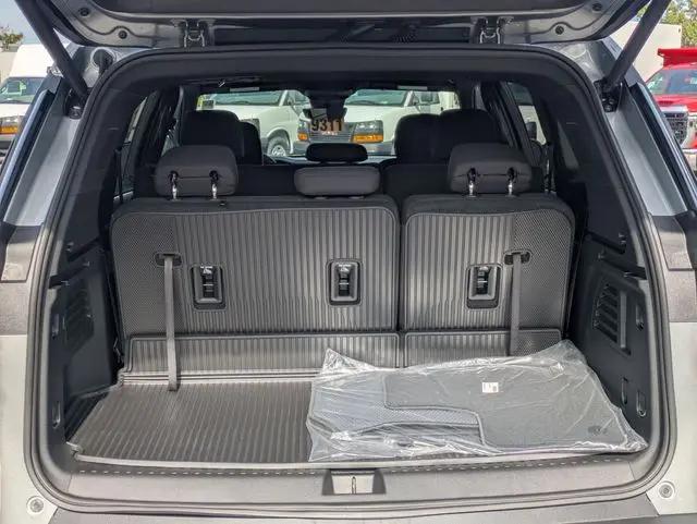 2026 GMC Acadia Elevation AWD