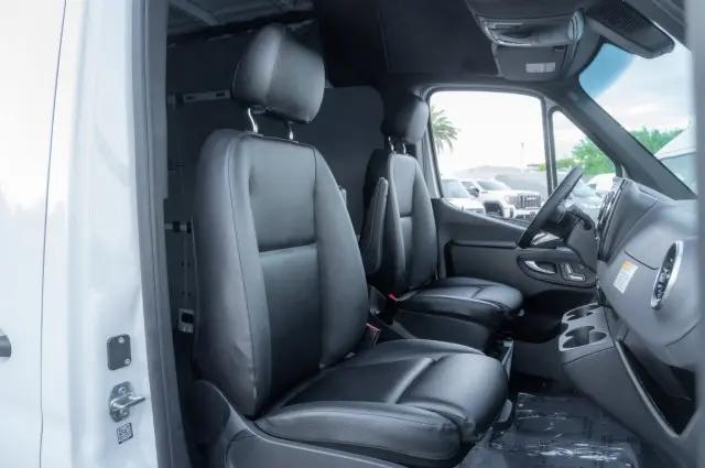 2026 Mercedes-Benz Sprinter 2500 High Roof 4-Cyl Diesel HO