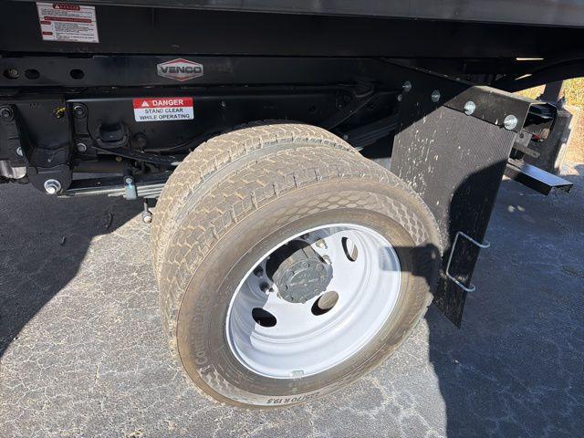 2025 Ford F-550 XL