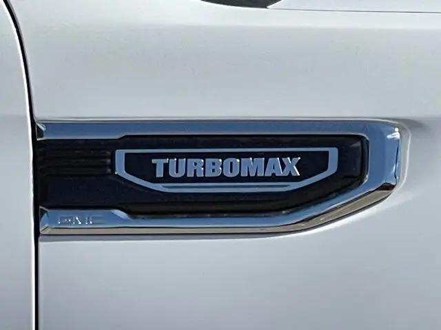 2026 GMC Sierra 1500 Crew Cab, Short Bed, SLE, 4WD