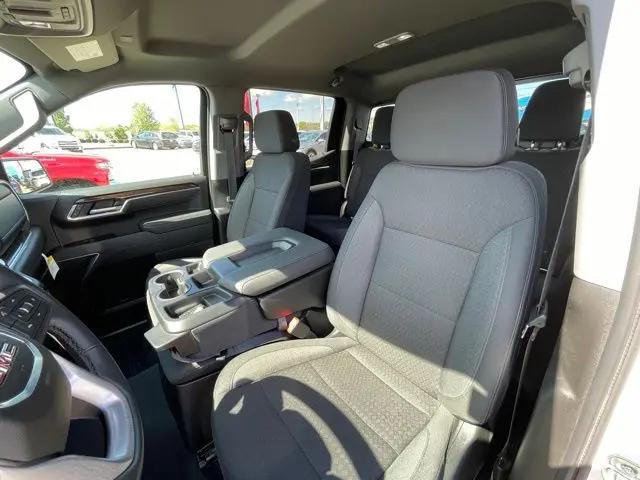 2026 GMC Sierra 1500 Crew Cab, Short Bed, SLE, 4WD