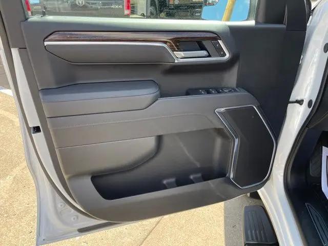 2026 GMC Sierra 1500 Crew Cab, Short Bed, SLE, 4WD