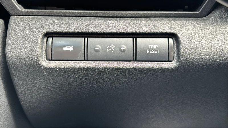 2021 Nissan Altima SR FWD