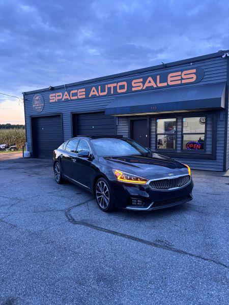 2017 Kia Cadenza Technology