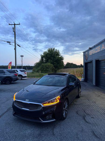 2017 Kia Cadenza Technology