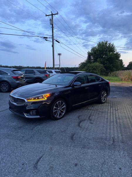 2017 Kia Cadenza Technology