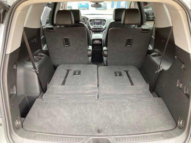 2023 GMC Acadia FWD SLT