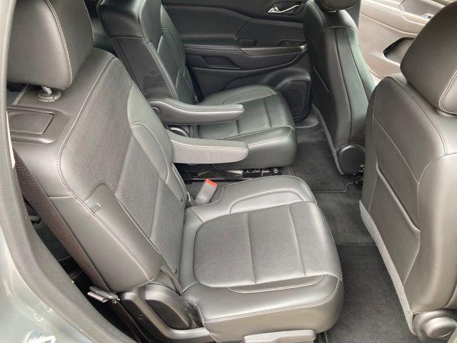 2023 GMC Acadia FWD SLT
