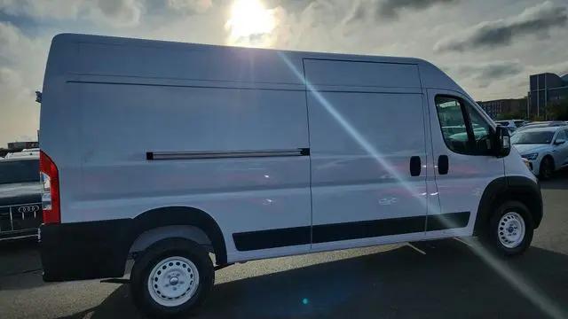 2025 Ram ProMaster 2500 Cargo Van Tradesman High Roof 159" WB w/Pass Seat