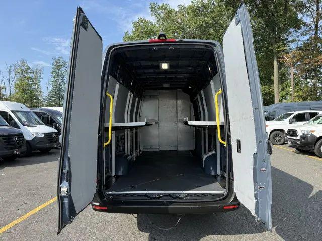 2019 Mercedes-Benz Sprinter 2500 High Roof V6