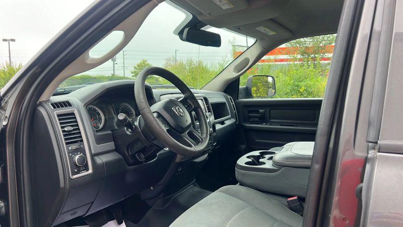 2017 Ram 2500 Tradesman Crew Cab 4x4 6'4" Box