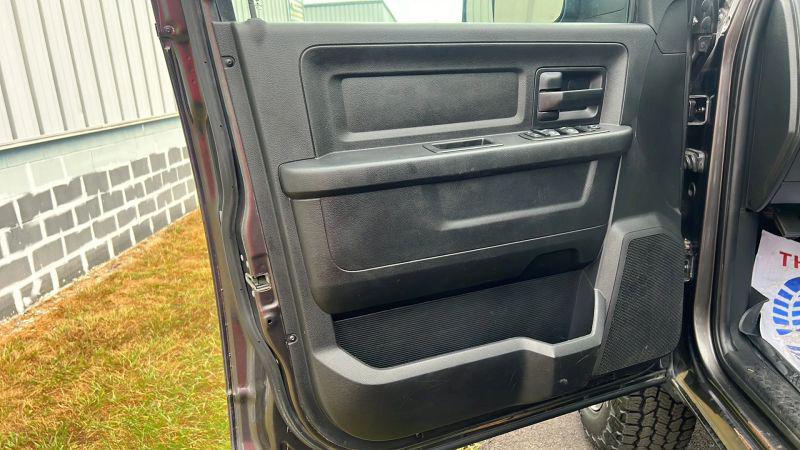 2017 Ram 2500 Tradesman Crew Cab 4x4 6'4" Box
