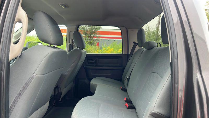 2017 Ram 2500 Tradesman Crew Cab 4x4 6'4" Box
