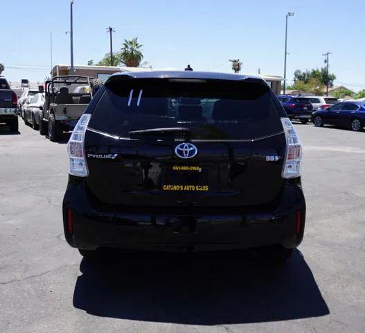 2013 Toyota Prius v Two