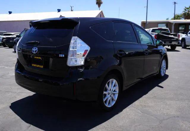 2013 Toyota Prius v Two