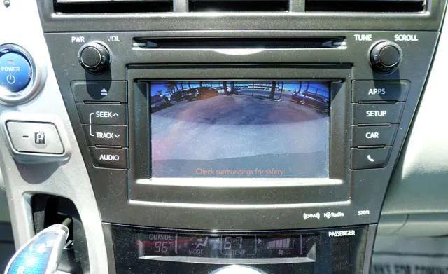 2013 Toyota Prius v Two