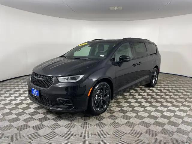 2026 Chrysler Pacifica Limited for sale in Bremerton, WA