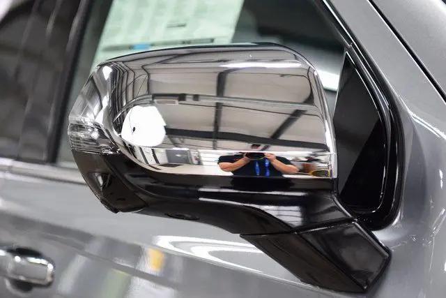 2026 Chevrolet Suburban Premier, 4WD