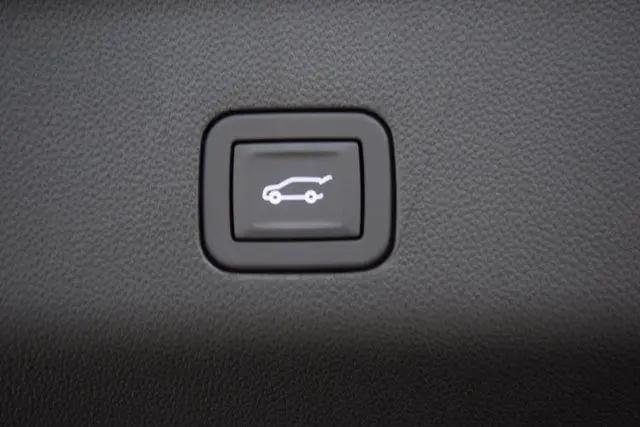 2026 Chevrolet Suburban Premier, 4WD