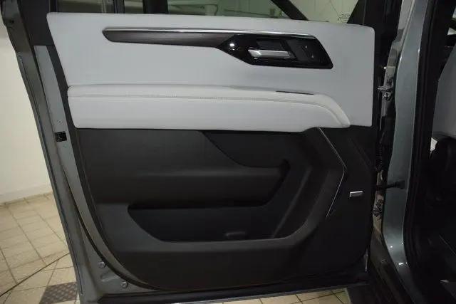 2026 Chevrolet Suburban Premier, 4WD
