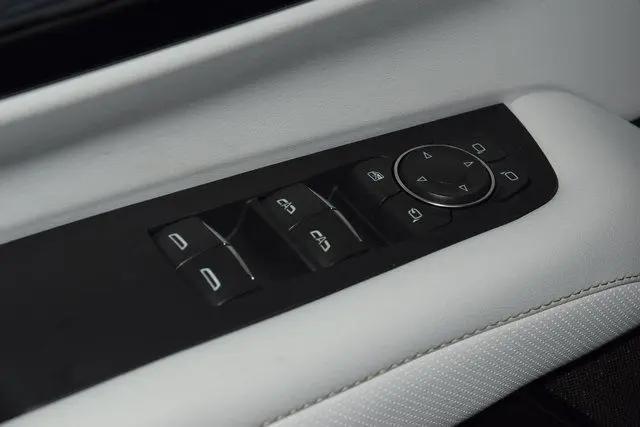 2026 Chevrolet Suburban Premier, 4WD