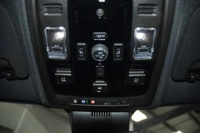 2026 Chevrolet Suburban Premier, 4WD