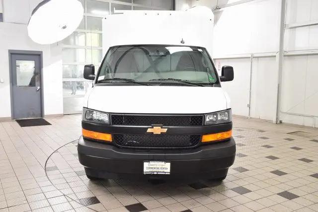2025 Chevrolet Express Cutaway Work Van