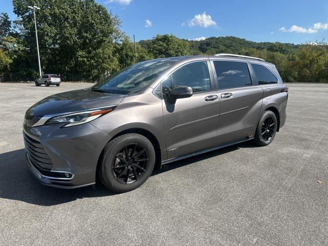 2021 Toyota Sienna Platinum