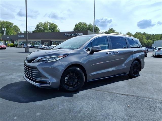 2021 Toyota Sienna Platinum