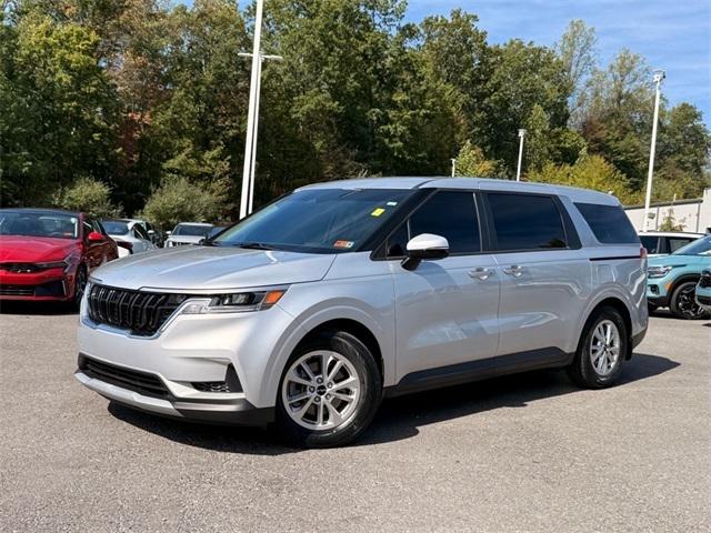 2022 Kia Carnival MPV LX Seat Package