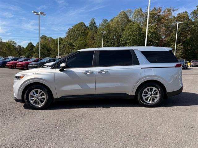 2022 Kia Carnival MPV LX Seat Package