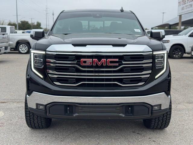 2023 GMC Sierra 1500 4WD Crew Cab Short Box SLT